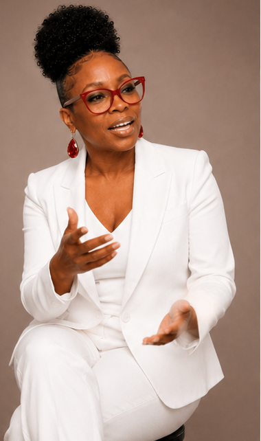 Kammeshia Davis presenting an educational life insurance workshop